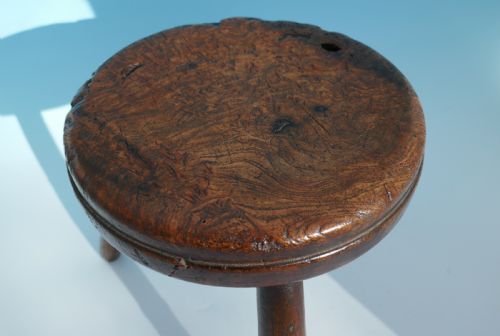 EARLY 20THC COUNTRY FURNITURE BURR ELM DATED SIGNED STOOL ENGLISH SCOTTISH C1905 - ADDITIONAL PHOTO 1