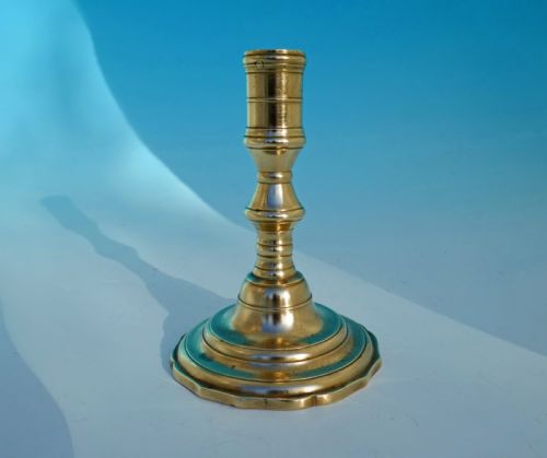antique metalware single 17thc brass candlestick flemish c167090 - CATEGORY: ANTIQUE LIGHTING - DATED 17TH CENTURY