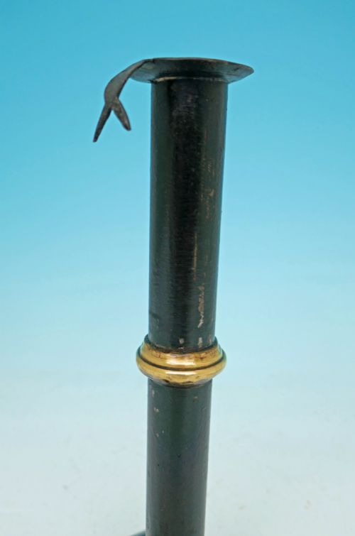 ANTIQUE METALWARE SINGLE 18THC TOLEWARE HOGSCRAPER CANDLESTICK ENGLISH C1780C1800 - ADDITIONAL PHOTO 2