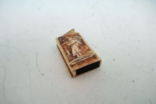 19THC BONE BOVINE FISHERMAN VESTA BOX ENGLISH C186080 - ADDITIONAL PHOTO 1