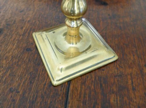 EARLY 18THC METALWARE QUEEN ANN SINGLE BRASS CANDLESTICK ENGLISH C170010 - ADDITIONAL PHOTO 3