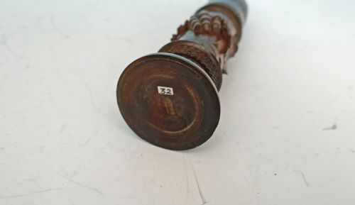 19THC TREEN BEECH CARVED BOBBIN HOLDER ETUI WITH ORIGINAL BOBBIN ENGLISH C186080 - ADDITIONAL PHOTO 3