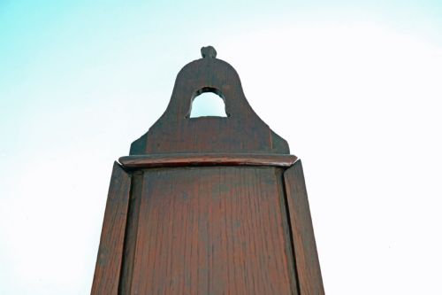 ANTIQUE 18THC OAK HANGING WALL CANDLEBOX WITH RARE BELL SHAPE TO LID WELSH C177090 - ADDITIONAL PHOTO 2
