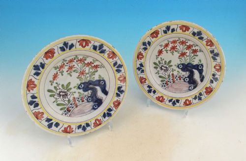 a fine pair of 18thc polychrome pottery delftware plates dutch c177080 - CATEGORY: ANTIQUE PLATES - DATED 18TH CENTURY