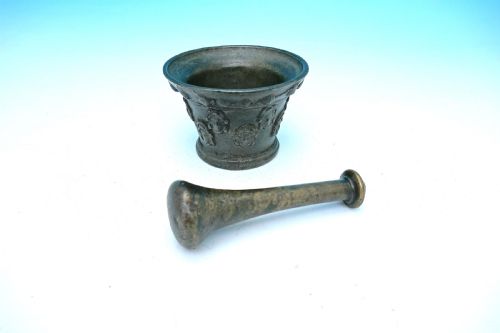 ANTIQUE METALWARE 16THC 17THC SMALL BRONZE PESTLE MORTAR FRENCH C1580C1600 - ADDITIONAL PHOTO 1