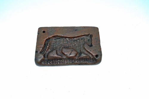 19THC TREEN ELM FOX OR WOLF CARVED GINGERBREAD BISCUIT MOULD ENGLISH FRENCH - ADDITIONAL PHOTO 1