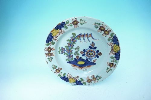 antique 18thc english polychrome delftware single plate english c175070 - CATEGORY: ANTIQUE PLATES - DATED 18TH CENTURY