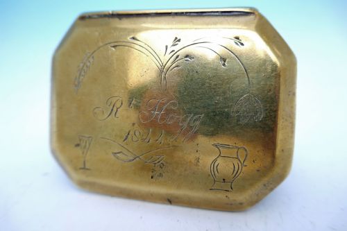 ANTIQUE METALWARE 19THC BRASS SNUFF BOX ENGRAVED AND NAMED RT HOGG 1844 ENGLISH - ADDITIONAL PHOTO 1
