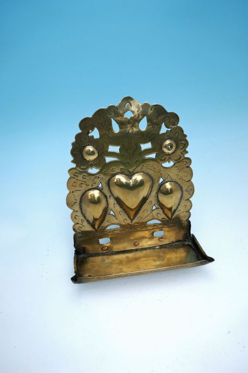 late 17th 18thc early metalware brass decorative wall sconce dutch c1680c1720 - CATEGORY: ANTIQUE METAL - DATED 17TH CENTURY