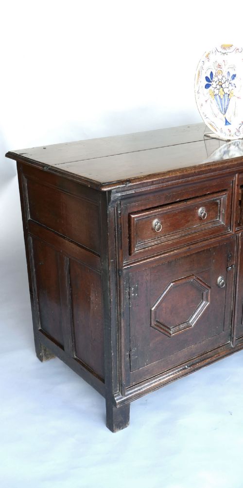 ANTIQUE 17THC OAK FURNITURE DRESSER BASE WITH GEOMETRIC MOULDINGS ENGLISH C167090 - ADDITIONAL PHOTO 1