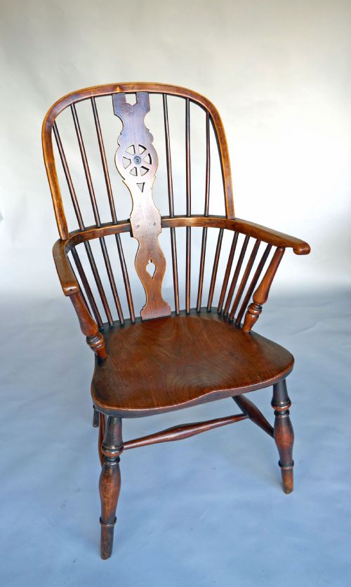 early country furniture 19thc high hoop back windsor armchair english buckinghamshire c180020 - CATEGORY: ANTIQUE CHAIRS - DATED 19TH CENTURY