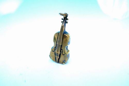 antique metalware 19thc brass violin vesta box stamped wl ad english c187090 - CATEGORY: ANTIQUE METAL - DATED 19TH CENTURY