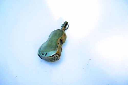 ANTIQUE METALWARE 19THC BRASS VIOLIN VESTA BOX STAMPED WL AD ENGLISH C187090 - ADDITIONAL PHOTO 1