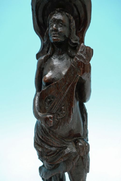 PAIR OF 17THC OAK CARVED MUSICAL FEMALE CARYATIDS FLEMISH C164060 - ADDITIONAL PHOTO 1