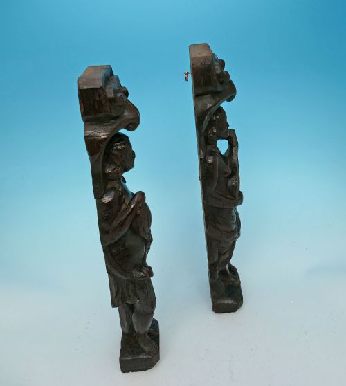 PAIR OF 17THC OAK CARVED MUSICAL FEMALE CARYATIDS FLEMISH C164060 - ADDITIONAL PHOTO 5