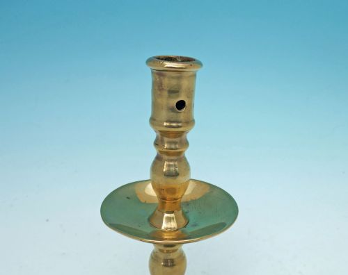 ANTIQUE METALWARE 16THC SINGLE BRASS HEEMSKIRK CANDLESTICK DUTCH C155070 - ADDITIONAL PHOTO 4