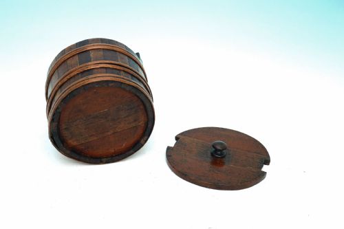 ANTIQUE TREEN 19THC LIDDED BANDED BARREL WITH HEART DECORATION SCOTTISH C184060 - ADDITIONAL PHOTO 4