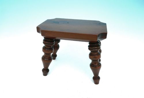 antique 19thc treen turned yew wood stool candlestand english c184060 - CATEGORY: ANTIQUE STOOLS - DATED 19TH CENTURY