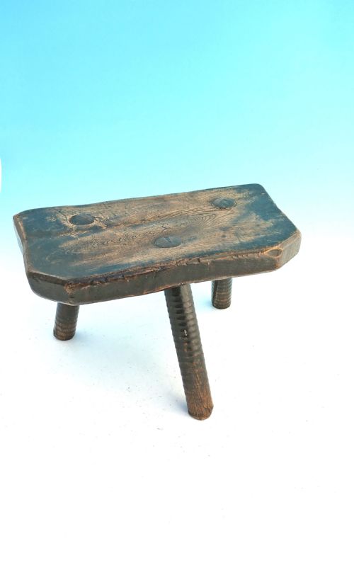 ANTIQUE ENGLISH COUNTRY FURNITURE 19THC THREE LEGGED ASH MILKING STOOL ENGLISH WEST COUNTRY C184060 - ADDITIONAL PHOTO 2