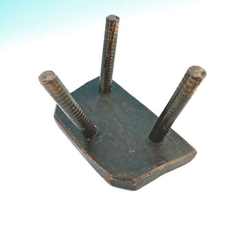ANTIQUE ENGLISH COUNTRY FURNITURE 19THC THREE LEGGED ASH MILKING STOOL ENGLISH WEST COUNTRY C184060 - ADDITIONAL PHOTO 3