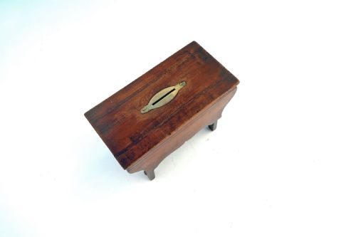 ANTIQUE TREEN 19THC FRUITWOOD STOOL MONEY BOX ENGLISH C184060 - ADDITIONAL PHOTO 3