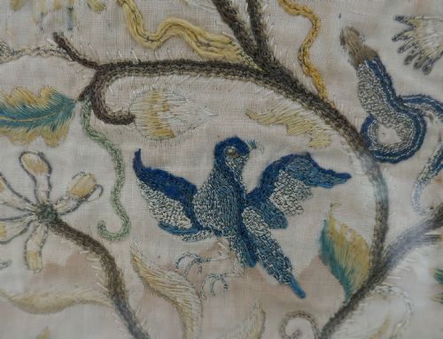 ANTIQUE 17THC NEEDLEWORK ON FINE MUSLIN WITH FLOWERS BIRDS INSECTS ENGLISH C162040 - ADDITIONAL PHOTO 4