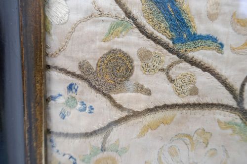 ANTIQUE 17THC NEEDLEWORK ON FINE MUSLIN WITH FLOWERS BIRDS INSECTS ENGLISH C162040 - ADDITIONAL PHOTO 5