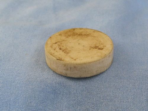 ANTIQUE 17THC 18THC BONE GENTLEMAN'S GAMING COUNTER ENGRAVED JJ ENGLISH C1680C1700 - ADDITIONAL PHOTO 2