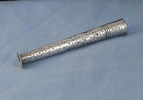 ANTIQUE 18THC METALWARE SILVER NEEDLECASE WITH FISH SCALE PATTERN DUTCH C172040 - ADDITIONAL PHOTO 1