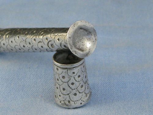 ANTIQUE 18THC METALWARE SILVER NEEDLECASE WITH FISH SCALE PATTERN DUTCH C172040 - ADDITIONAL PHOTO 3