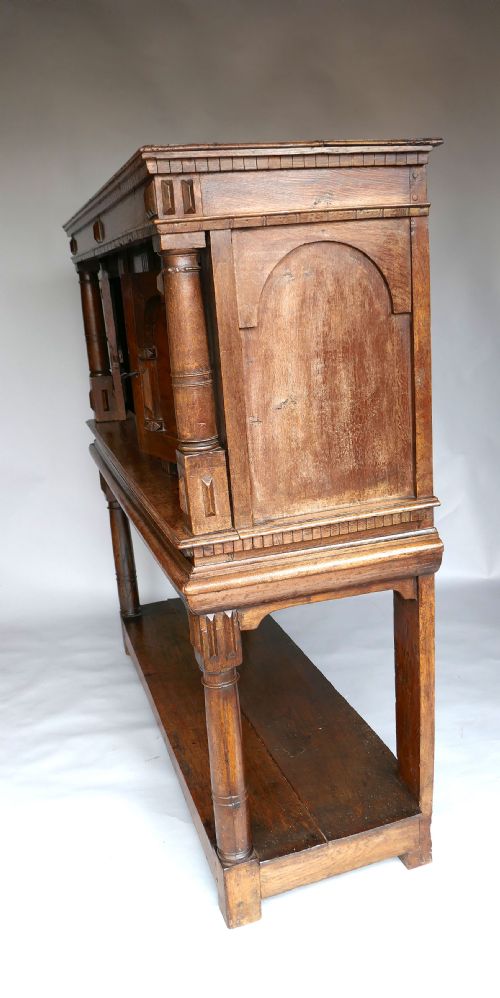 ANTIQUE PERIOD FURNITURE 17THC CHARLES 1 OAK LIVERY CUPBOARD ENGLISH C162030 - ADDITIONAL PHOTO 7