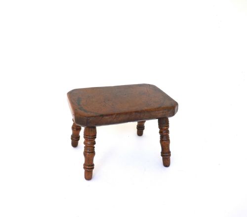 antique furniture 19thc yew wood lacemakers stool with turned legs english c180020 - CATEGORY: ANTIQUE STOOLS - DATED 19TH CENTURY