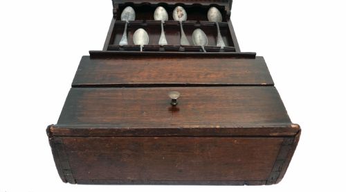 ANTIQUE 18THC OAK SPOON RACK AND CANDLEBOX COMPLETE WITH PEWTER SPOONS ENGLISH C176070 - ADDITIONAL PHOTO 5