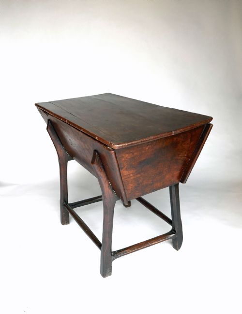 antique country furniture 18thc elm dough bin english c177090 - CATEGORY: ANTIQUE CHESTS - DATED 18TH CENTURY