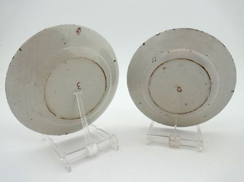 ANTIQUE POTTERY PAIR OF 18THC POLYCHROME DELFTWARE PLATES DUTCH C177090 - ADDITIONAL PHOTO 3
