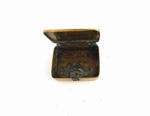 ANTIQUE BRASS 19THC SNUFF BOX WITH OWNERS NAME W CLARKE DATED 1800 - ADDITIONAL PHOTO 1