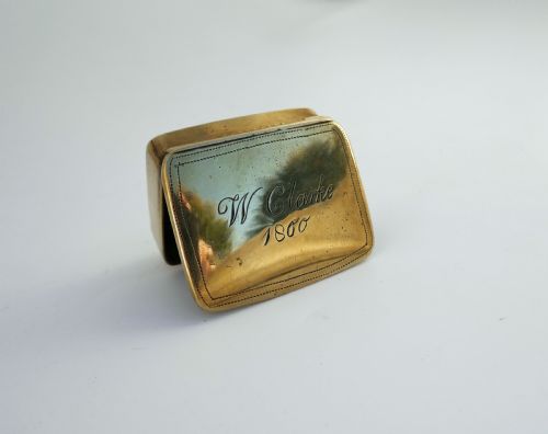 ANTIQUE BRASS 19THC SNUFF BOX WITH OWNERS NAME W CLARKE DATED 1800 - ADDITIONAL PHOTO 4