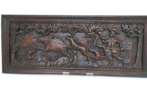 antique 17thc oak carving of a stag hunting scene flemish c166080 - CATEGORY: ANTIQUE MISCELLANEOUS - DATED 17TH CENTURY