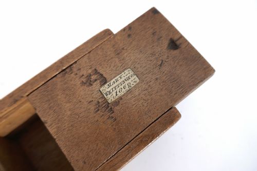 ANTIQUE TREEN 19THC FRUITWOOD BOX BELONGING TO MARY WHITTINGTON 1869 ENGLISH 19THC - ADDITIONAL PHOTO 1