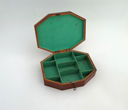 ANTIQUE COLLECTABLES 19THC LADIES SHERATON STYLE JEWELLERY BOX ENGLISH C182030 - ADDITIONAL PHOTO 3