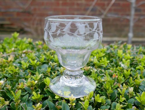 mid 18thc bonnet glass engraved with lily of the valley english c173040 - CATEGORY: ANTIQUE GLASS - DATED 18TH CENTURY