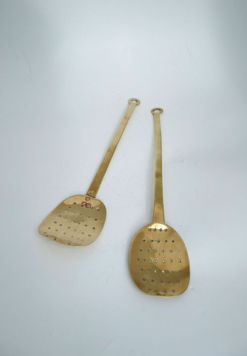 antique metalware two 17thc brass cooking slices from the farmhouse english c167090 - CATEGORY: ANTIQUE METAL - DATED 17TH CENTURY