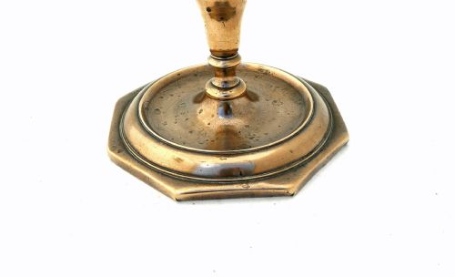 ANTIQUE METALWARE 17THC BRASS OCTAGONAL BASE CANDLESTICK SPANISH C167090 - ADDITIONAL PHOTO 1