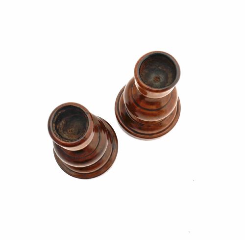 ANTIQUE TREEN EARLY 19THC PAIR OF FRUITWOOD TURNED CANDLESTICKS ENGLISH C180020 - ADDITIONAL PHOTO 4