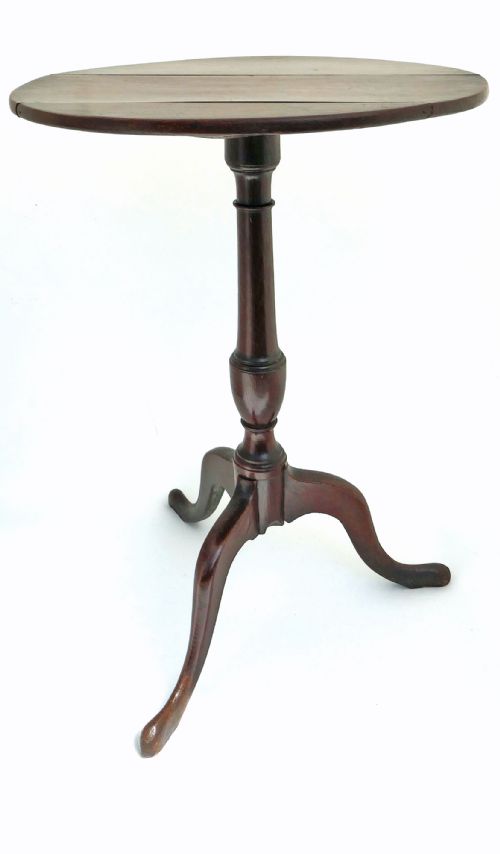 antique oak country furniture single 18thc oak tripod table english c176080 - CATEGORY: ANTIQUE TABLES - DATED 18TH CENTURY