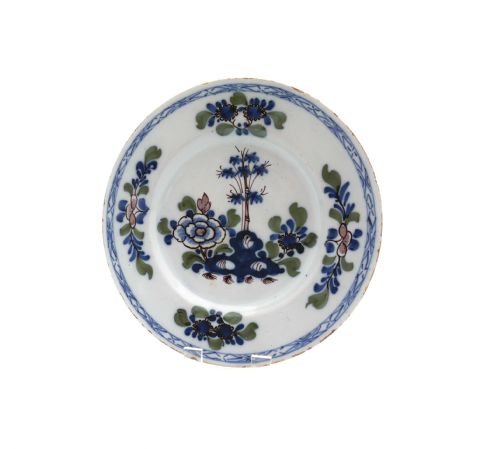 antique pottery 18thc delft polychrome single plate english bristol c175560 - CATEGORY: ANTIQUE PLATES - DATED 18TH CENTURY