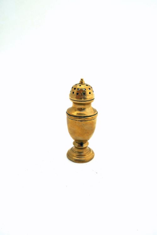 antique metalware 18thc large brass muffineer english c176080 - CATEGORY: ANTIQUE METAL - DATED 18TH CENTURY