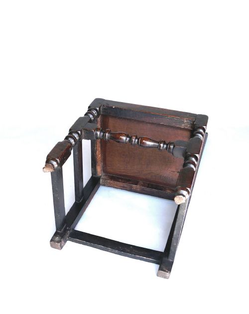 17THC PERIOD OAK FURNITURE SINGLE CHAIR WITH WELL CARVED ARCHED CRESTING RAIL LANCASHIRE CIRCA 1685 - ADDITIONAL PHOTO 4