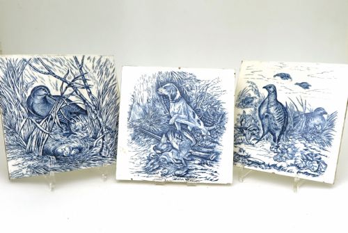 antique pottery tiles three 19thc josiah wedgwood game series tiles english c187090 - CATEGORY: ANTIQUE CERAMICS - DATED 19TH CENTURY