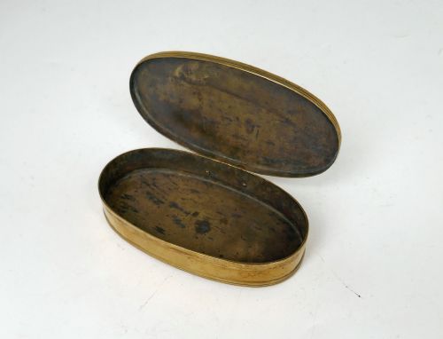 ANTIQUE METALWARE 18THC BRASS ENGRAVED TOBACCO BOX DUTCH C177090 - ADDITIONAL PHOTO 4